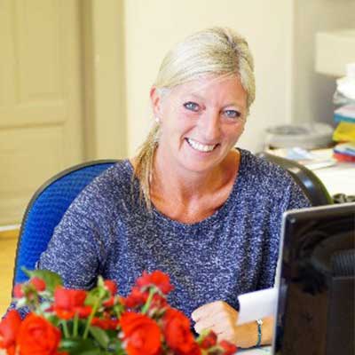 Klösterleschule Schwäbisch Gmünd: Wir. Portrait der Sekretärin Frau Zenker